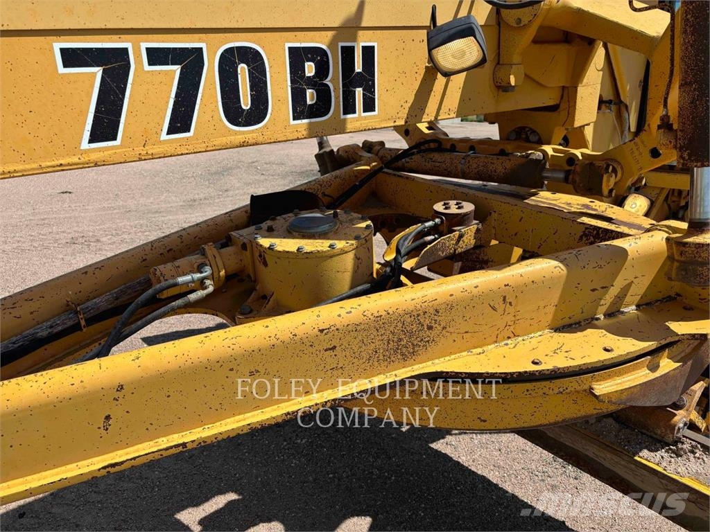 John Deere 770BH Grederji