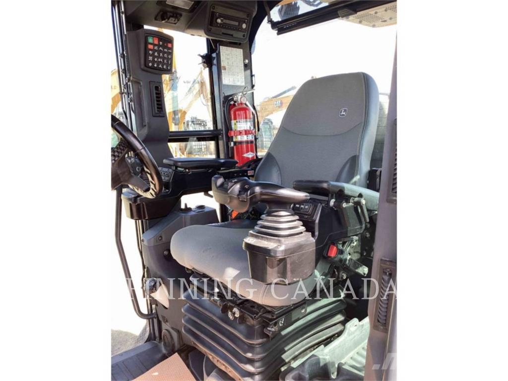 John Deere 770GP Grejdery