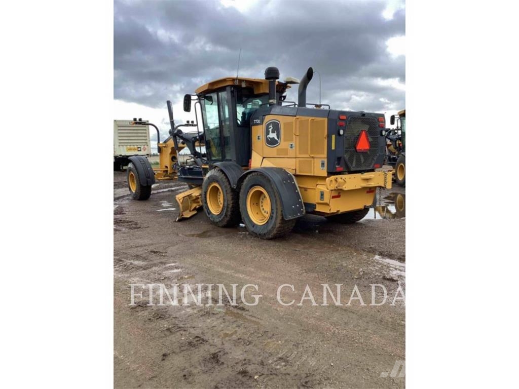 John Deere 772G Grejdery