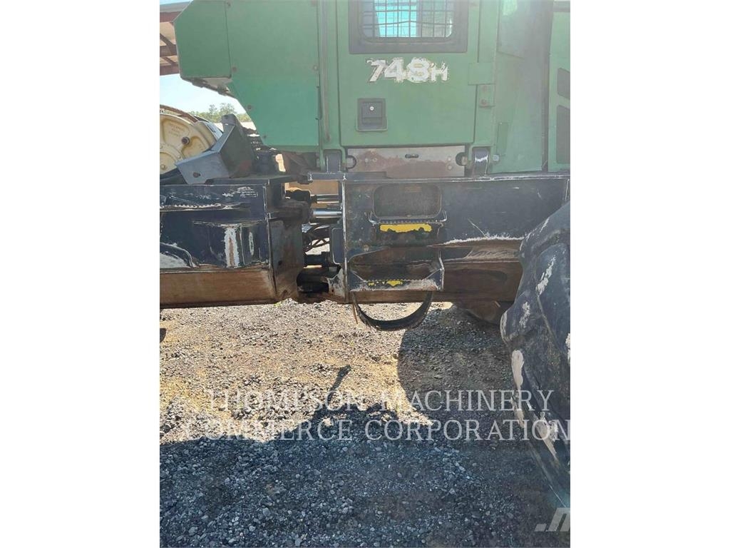 John Deere 784H Lunnare