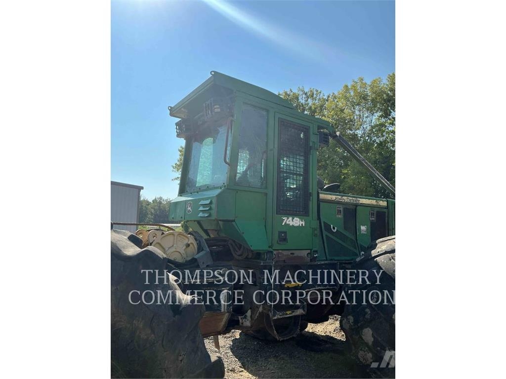 John Deere 784H Lunnare