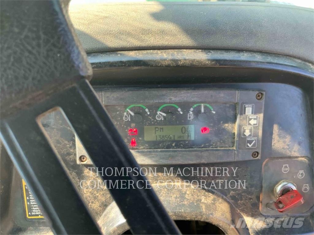 John Deere 784H Lunnare