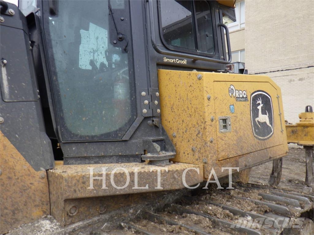 John Deere 850L WLT بلدوزرات مجنزرة