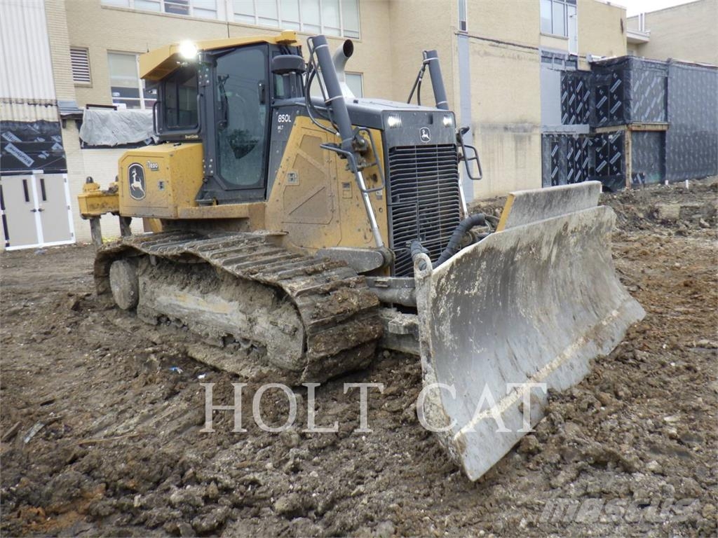 John Deere 850L WLT بلدوزرات مجنزرة