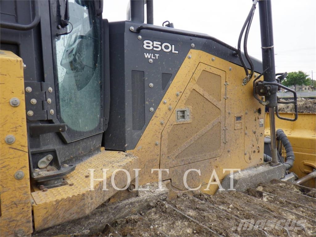 John Deere 850L WLT بلدوزرات مجنزرة