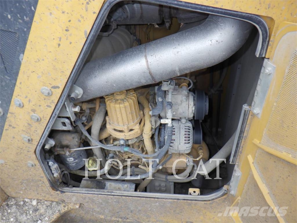 John Deere 850L WLT بلدوزرات مجنزرة