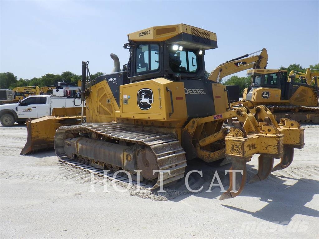 John Deere 850L WLT بلدوزرات مجنزرة