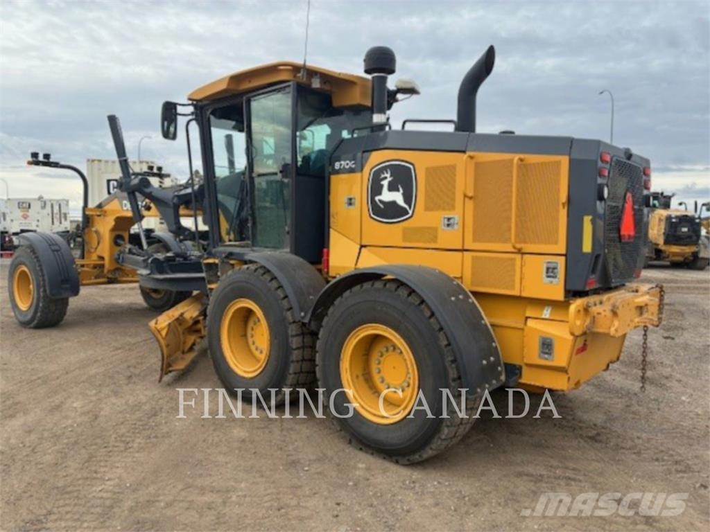 John Deere 870G Grejdry