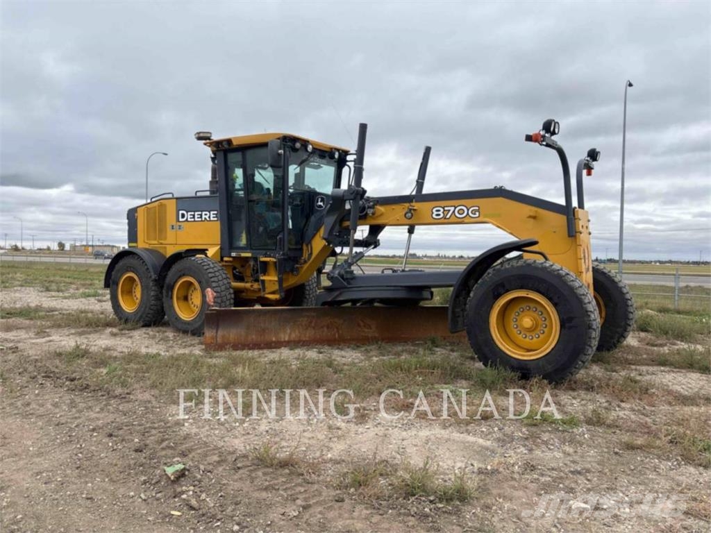 John Deere 870G معدات تمهيد الطرق