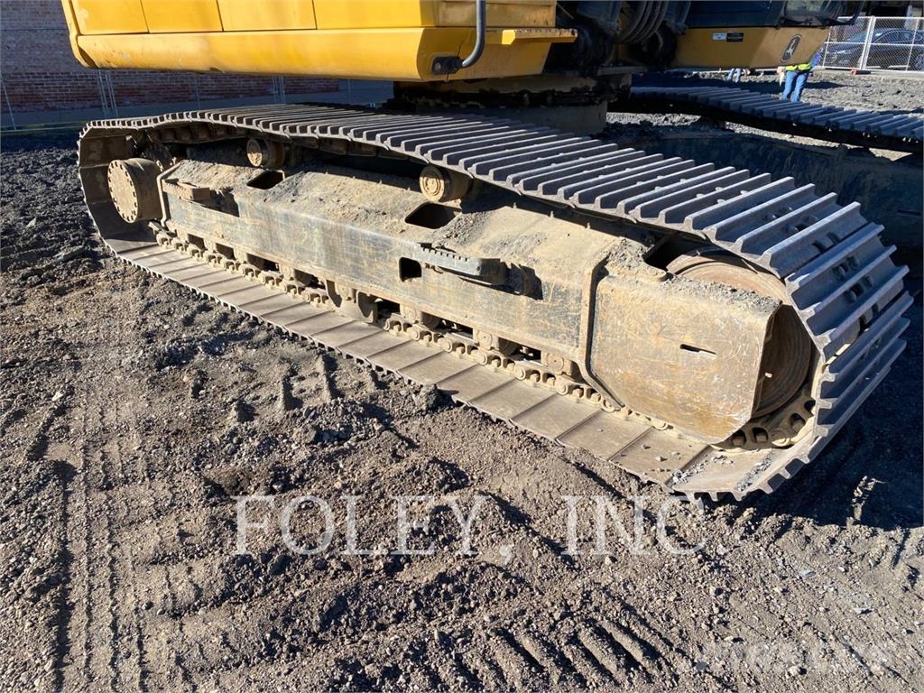 John Deere & CO. 300G حفارات زحافة