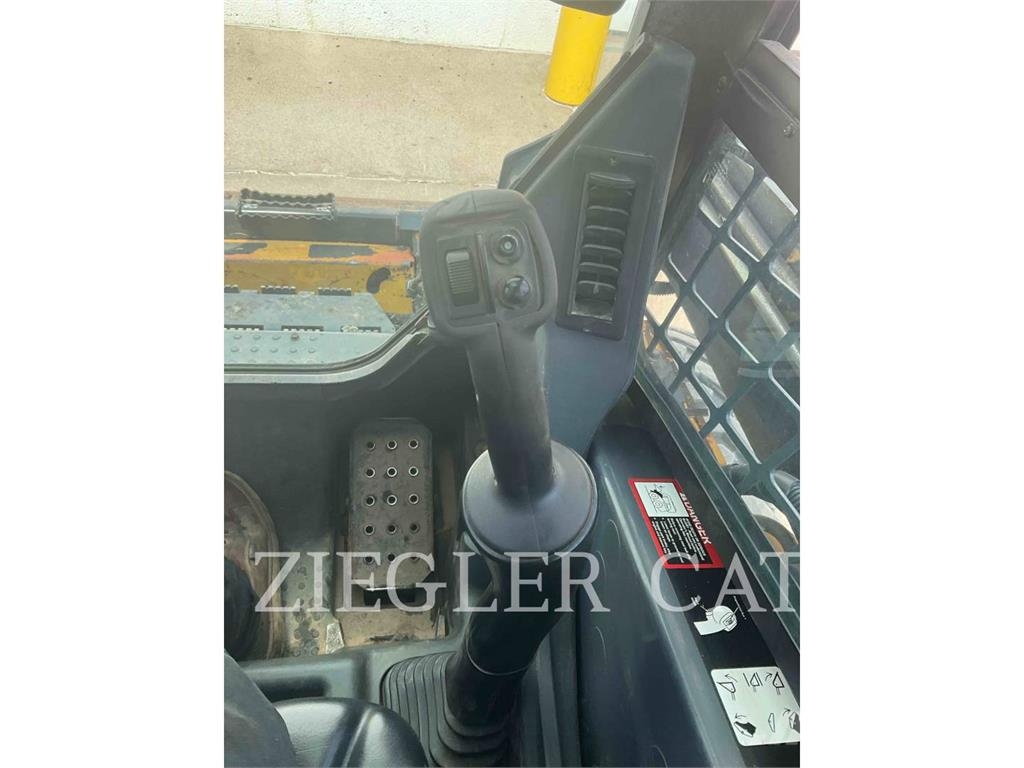 John Deere & CO. 318D Skid steer loaders