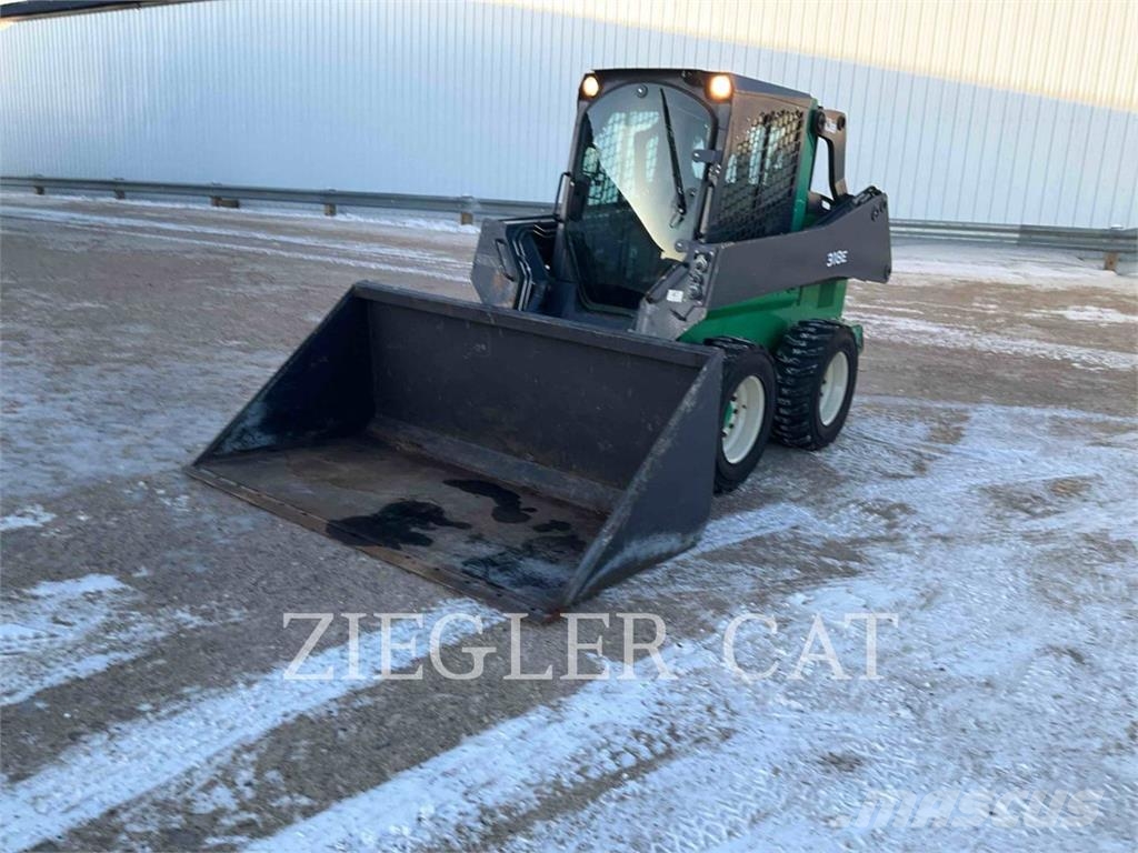 John Deere & CO. 318E Skid steer loaders