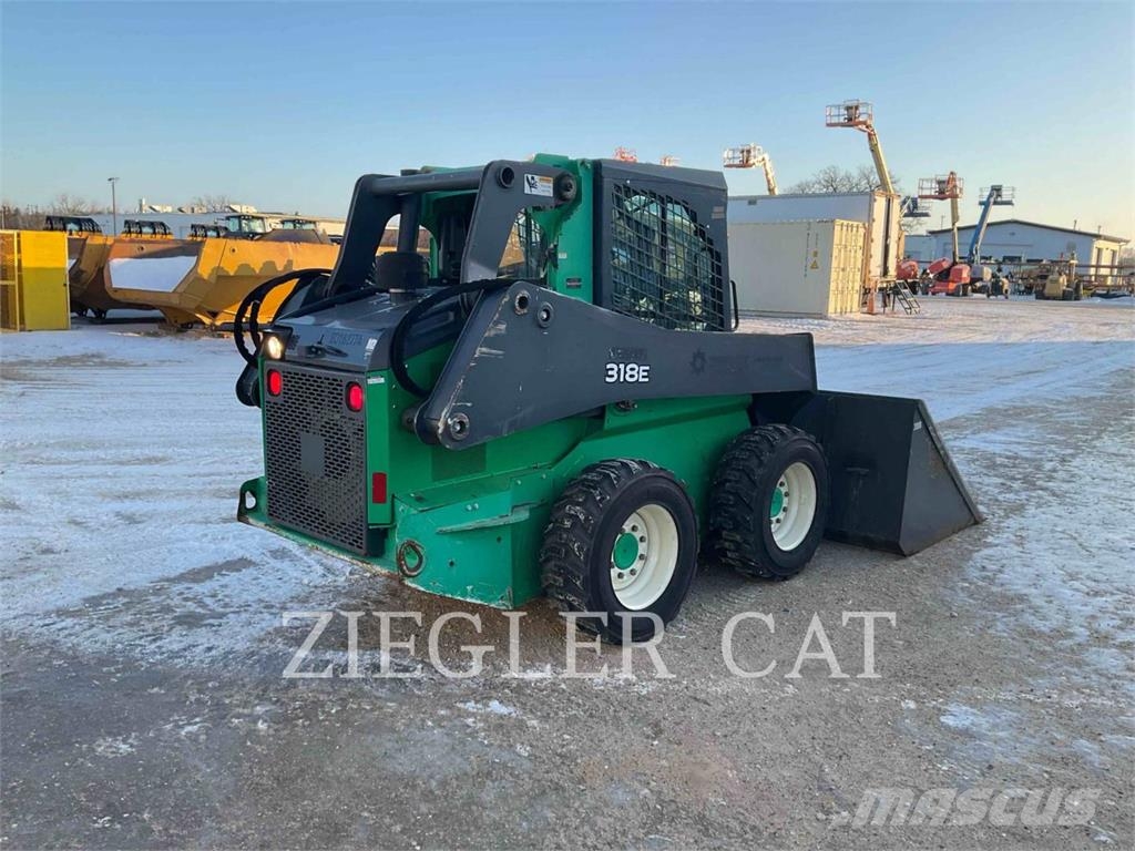 John Deere & CO. 318E Skid steer loaders