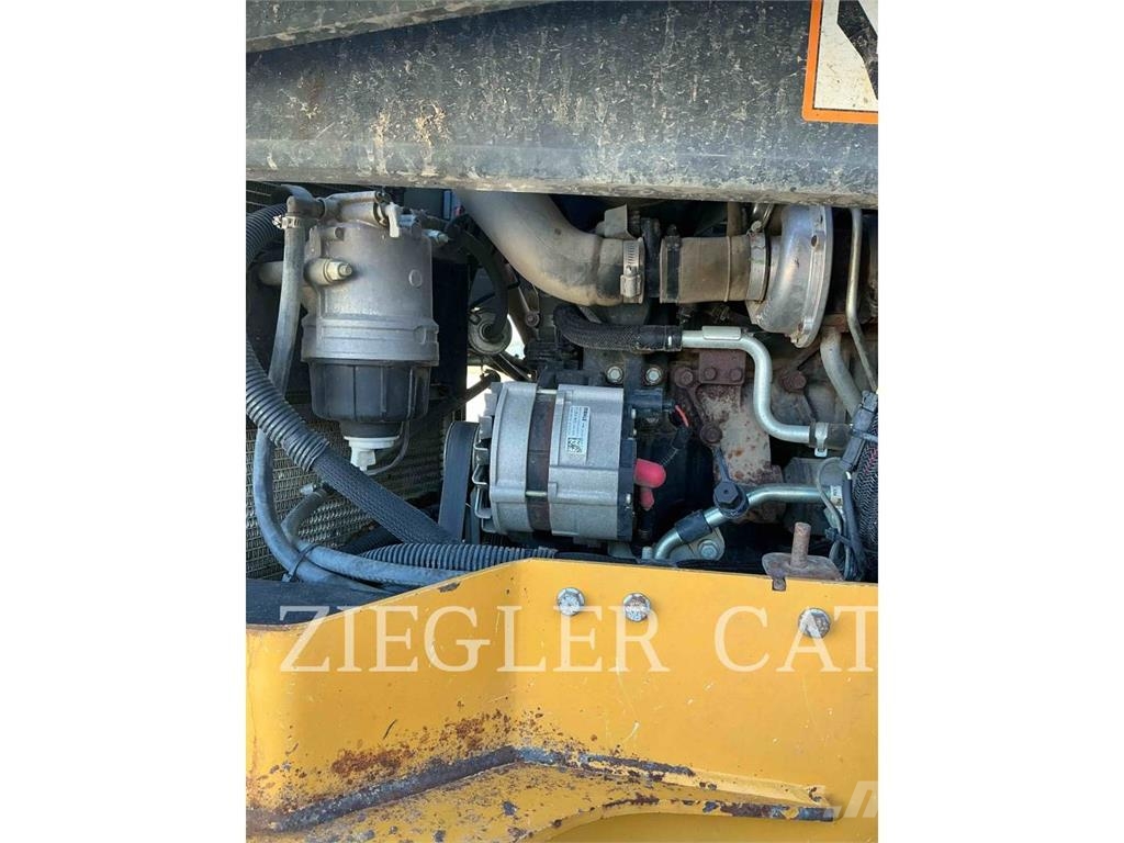 John Deere & CO. 325G Utovarivači gusjeničari