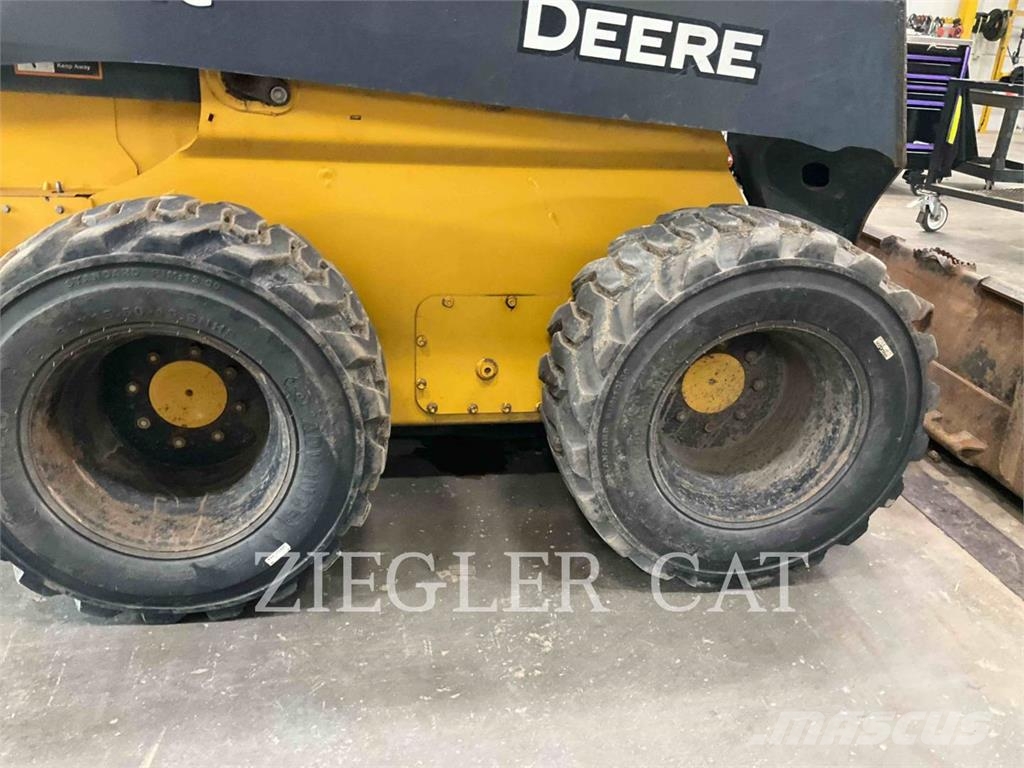 John Deere & CO. 326G Мини товарачи
