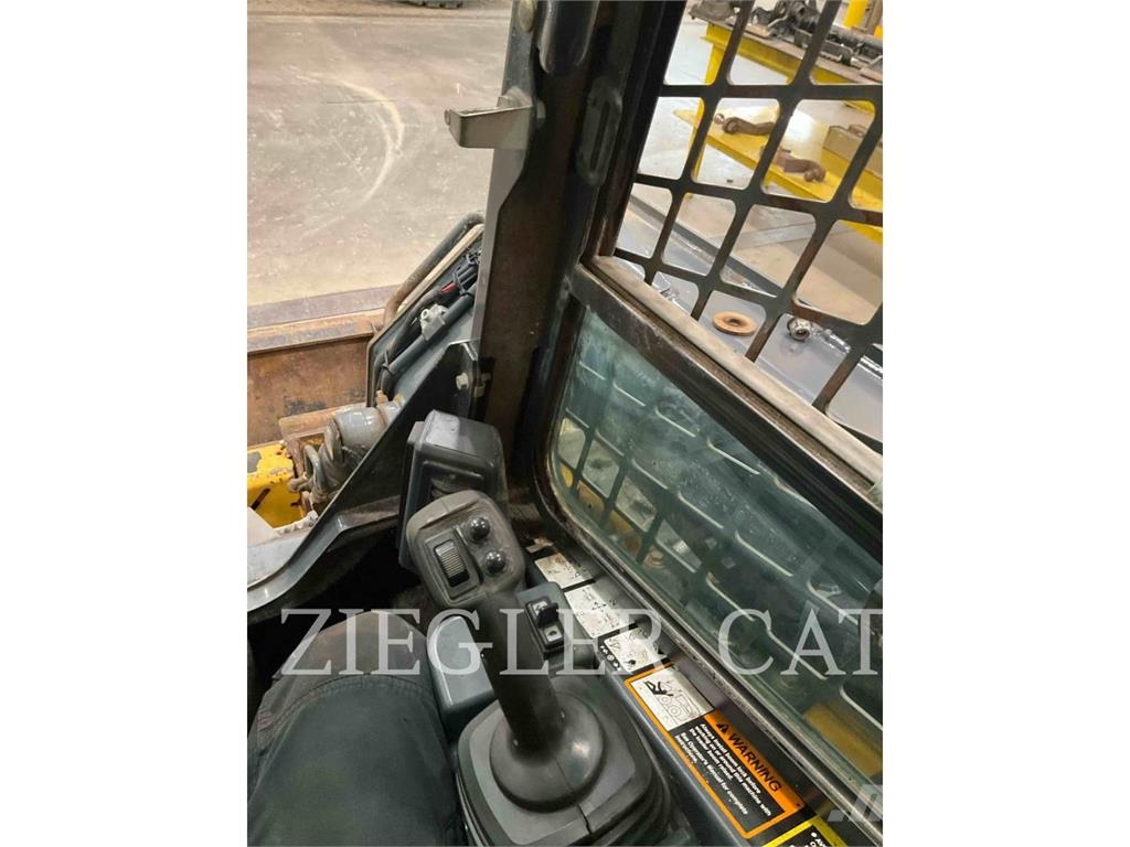 John Deere & CO. 326G Мини товарачи
