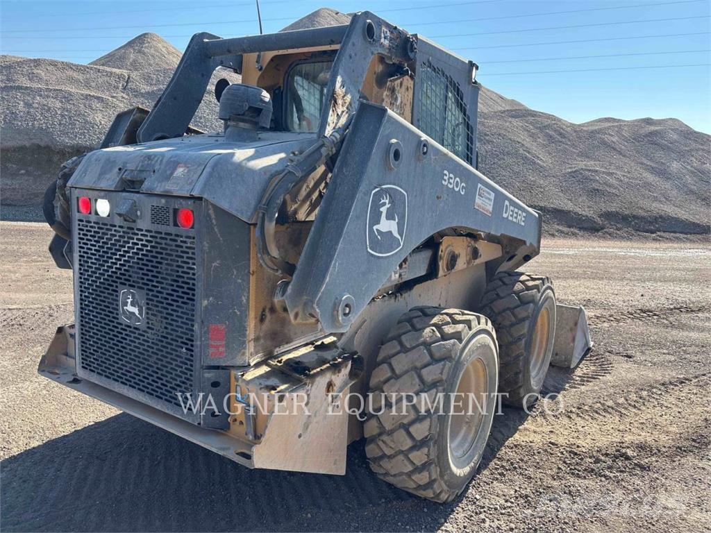 John Deere & CO. 330G لوادر انزلاقية التوجيه
