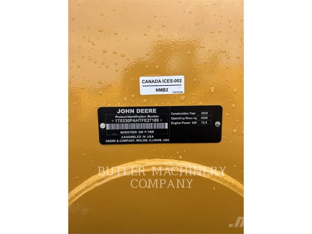 John Deere & CO. 330P لوادر انزلاقية التوجيه