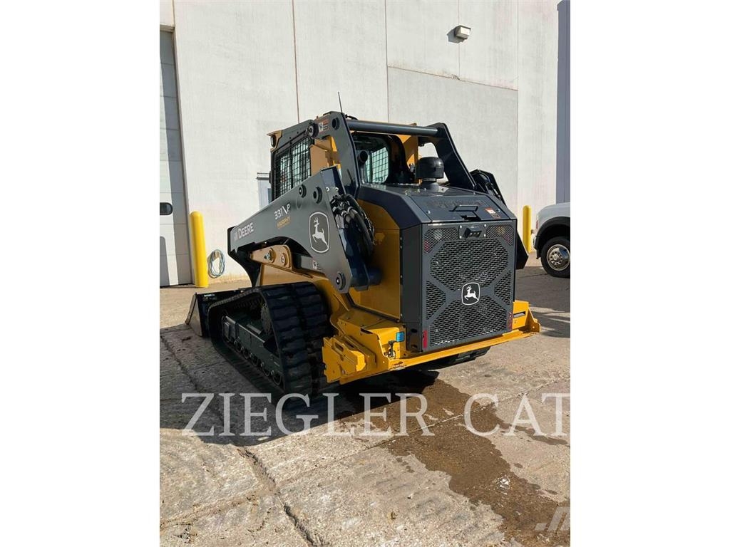 John Deere & CO. 331P Гусеничные фронтальные погрузчики