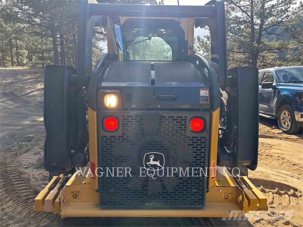 John Deere & CO. 332E Мини-погрузчики