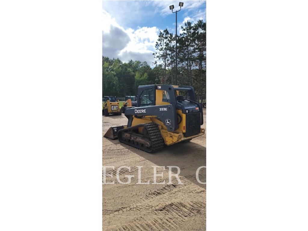 John Deere & CO. 333E Paletli yükleyiciler