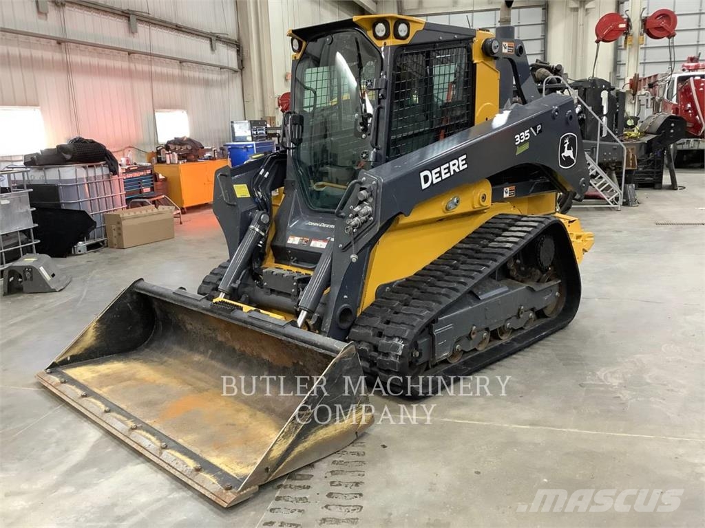 John Deere & CO. 335P Crawler loaders