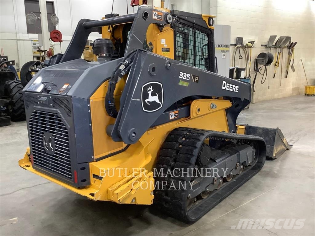 John Deere & CO. 335P Crawler loaders