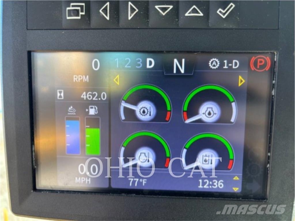 John Deere & CO. 524P Фронтальные погрузчики