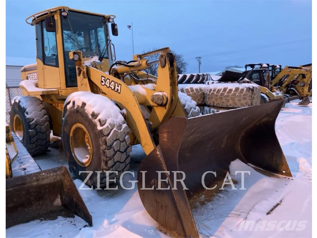 John Deere & CO. 544H Incarcator pe pneuri