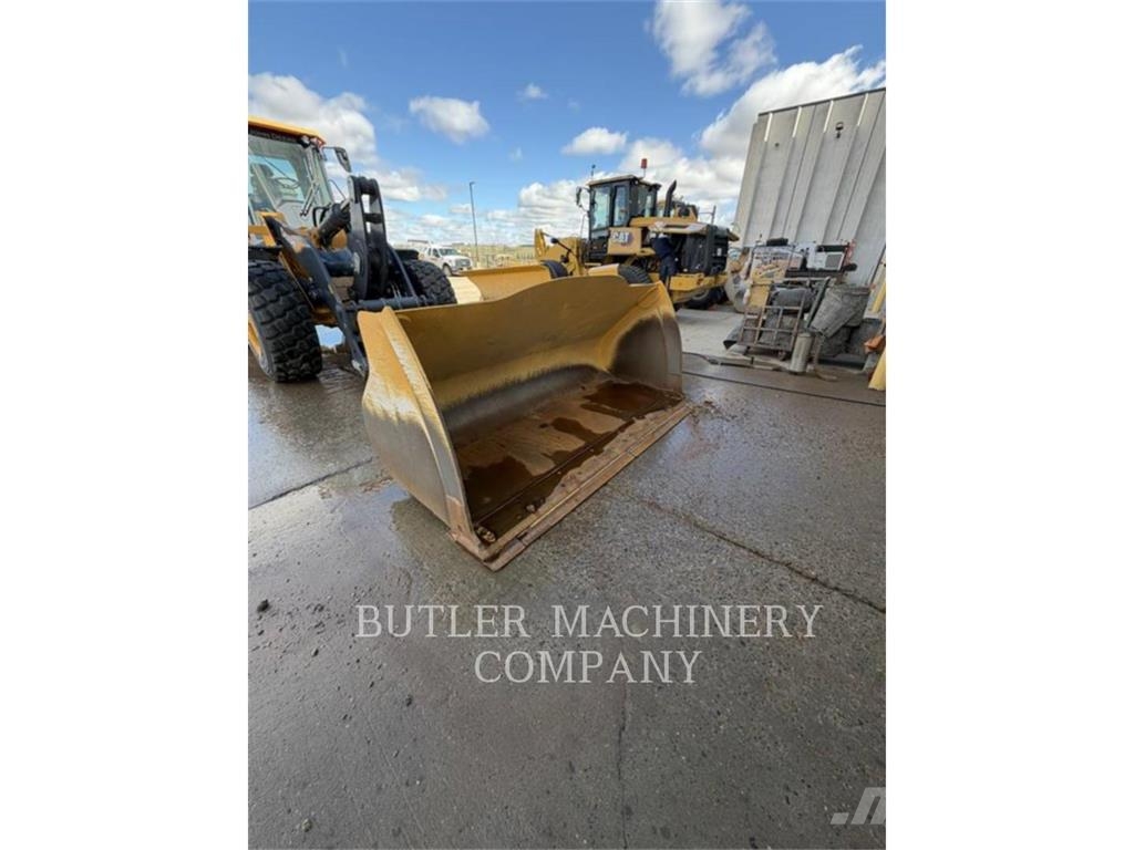 John Deere & CO. 644P Kolesni nakladalci