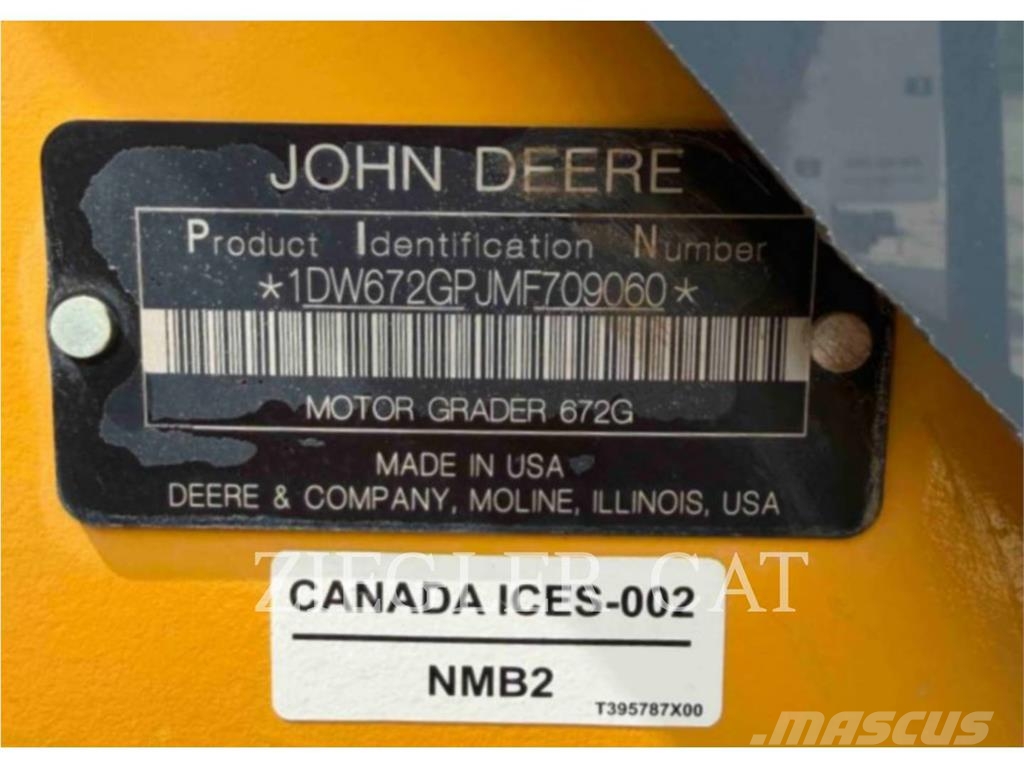 John Deere & CO. 672G معدات تمهيد الطرق