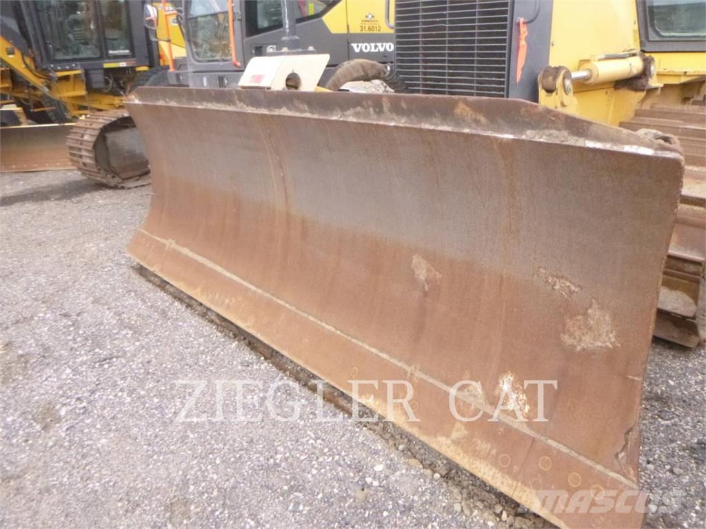 John Deere & CO. 700J بلدوزرات مجنزرة