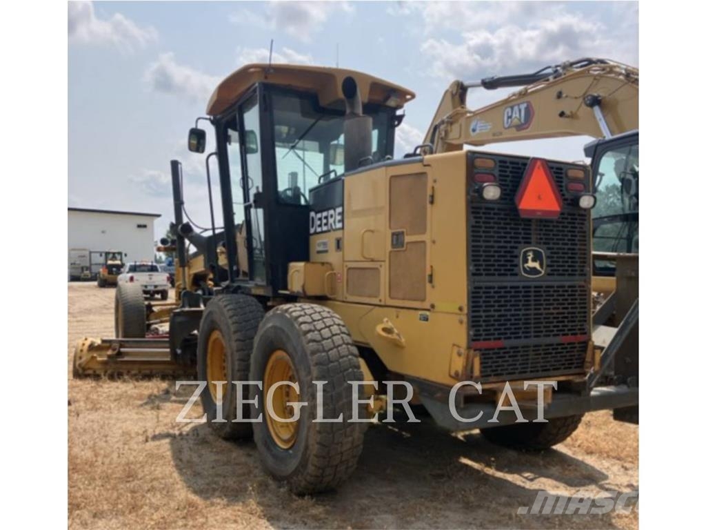 John Deere & CO. 770D معدات تمهيد الطرق