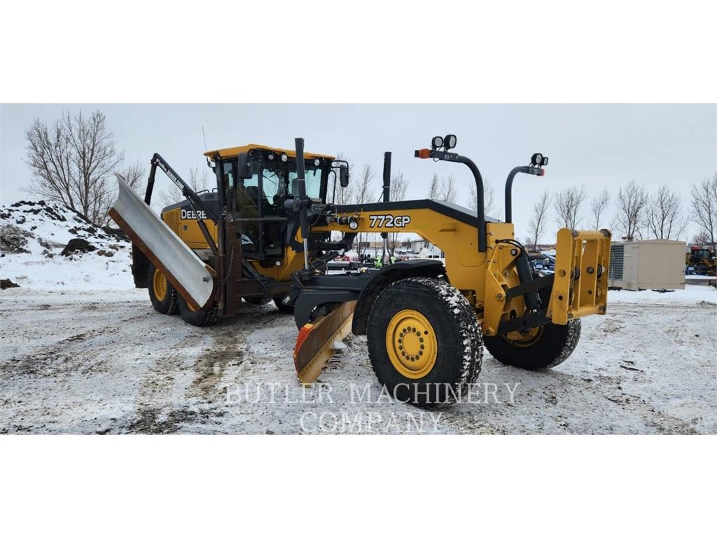 John Deere & CO. 772GP معدات تمهيد الطرق