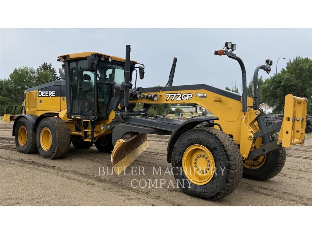 John Deere & CO. 772GP معدات تمهيد الطرق