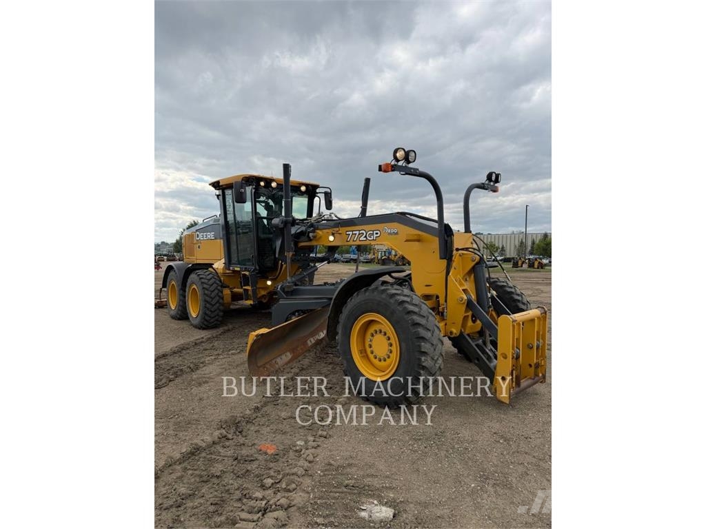 John Deere & CO. 772GP Grederji