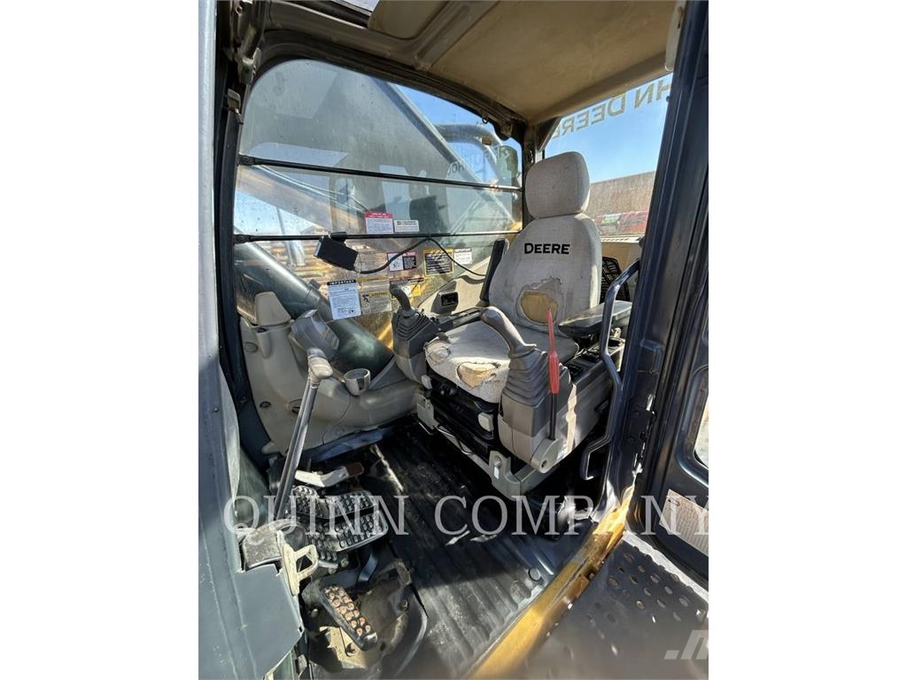 John Deere & CO. 850D Bageri guseničari