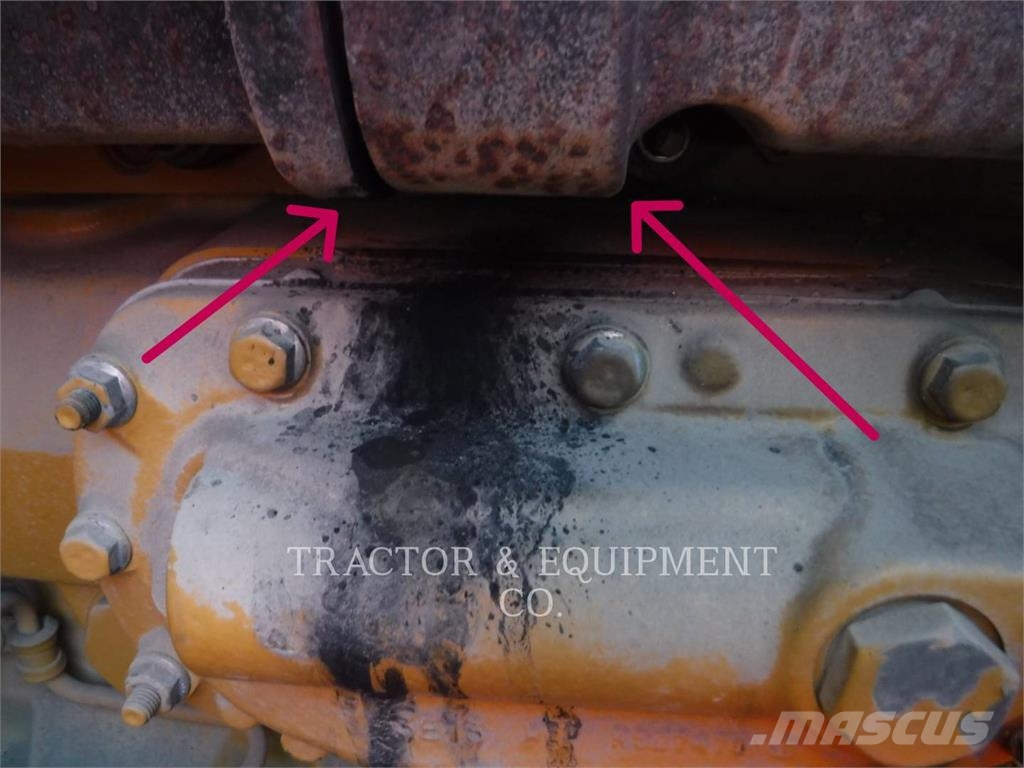 John Deere & CO. 872GP معدات تمهيد الطرق