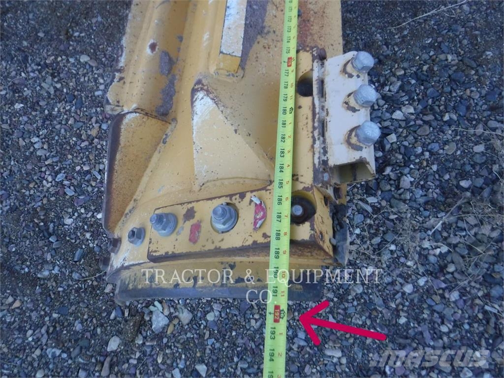 John Deere & CO. 872GP معدات تمهيد الطرق