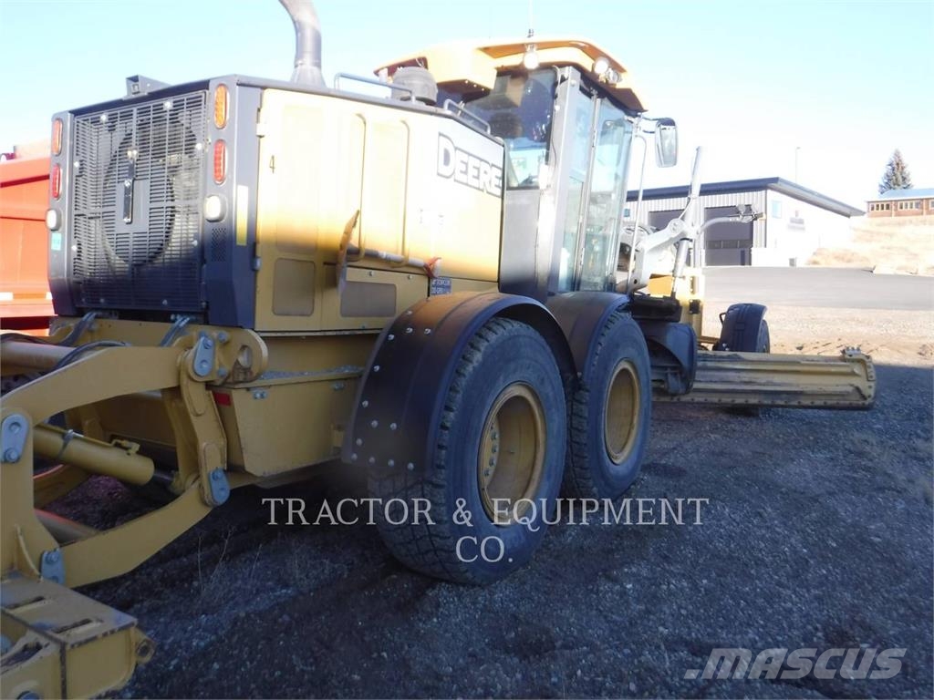 John Deere & CO. 872GP معدات تمهيد الطرق