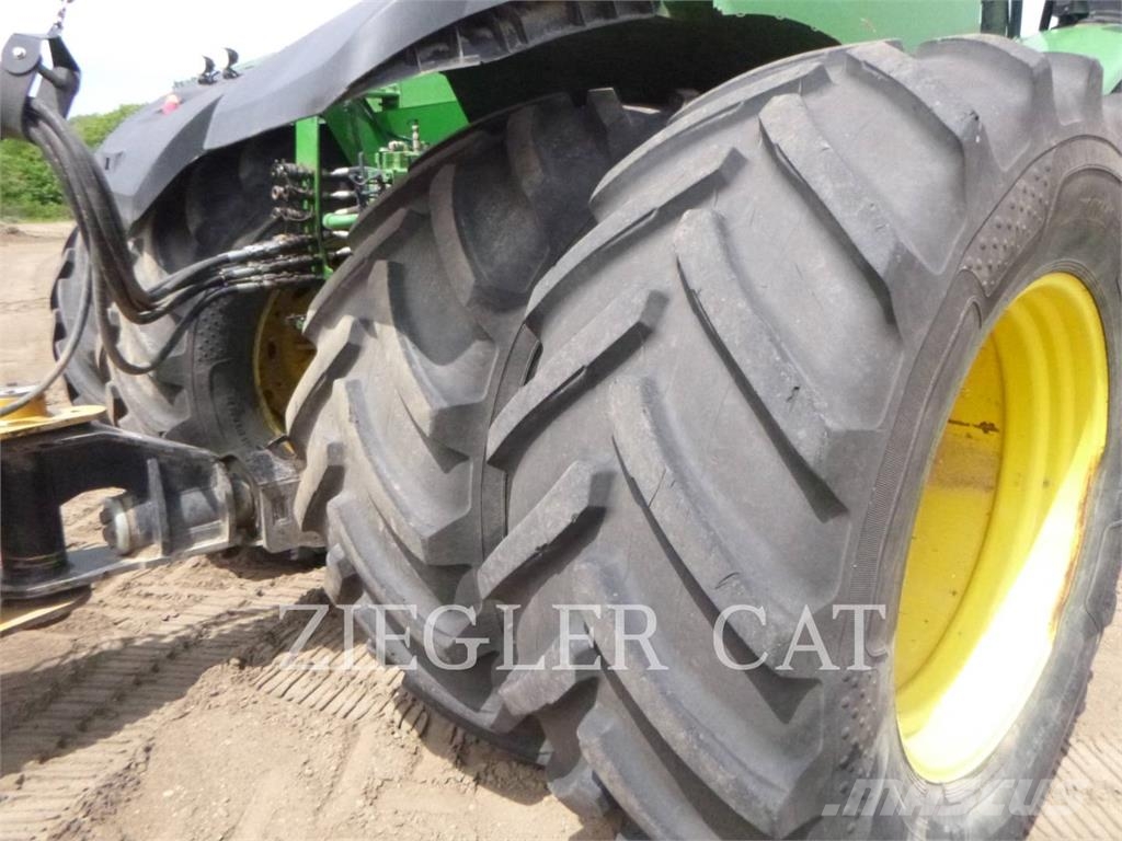 John Deere & CO. 9520R Tractoren