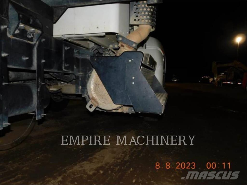 Kenworth (OBSOLETE) 6Y DMP AZ Autocisterna