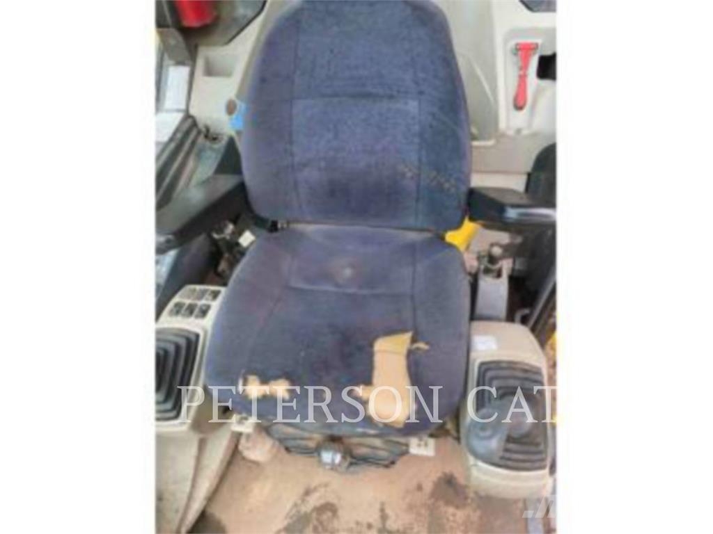 Kobelco / KOBE STEEL LTD SK300LC-10 قاطعات وناقلات الأشجار