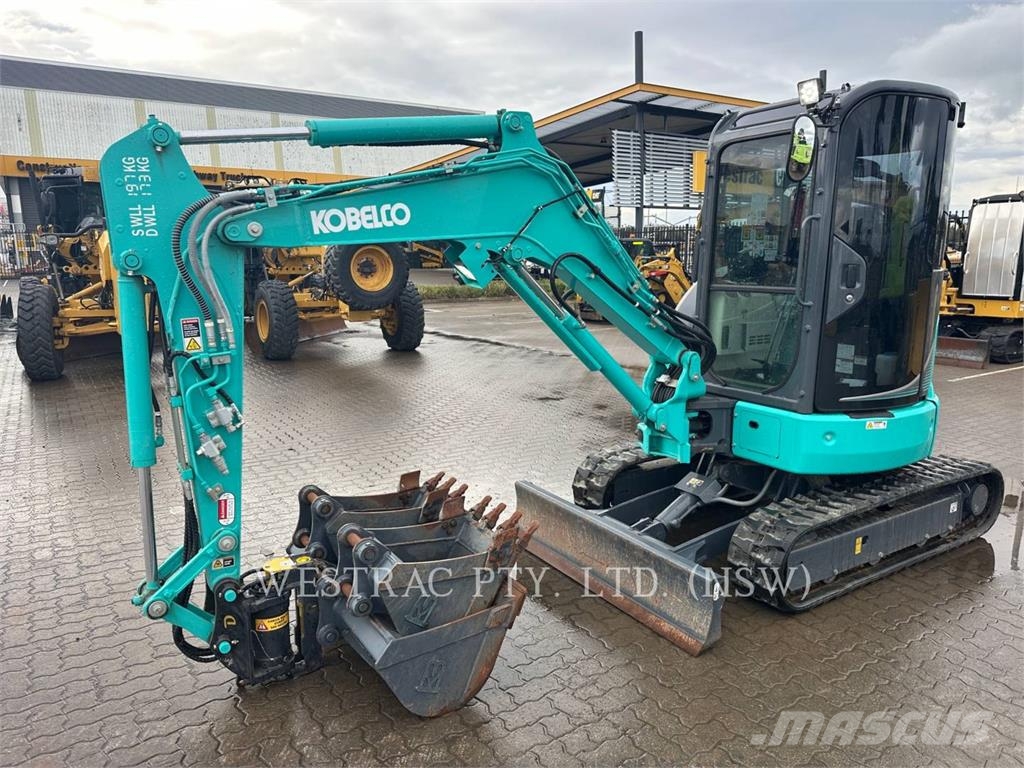 Kobelco / KOBE STEEL LTD SK30SR Roomikekskavaatorid