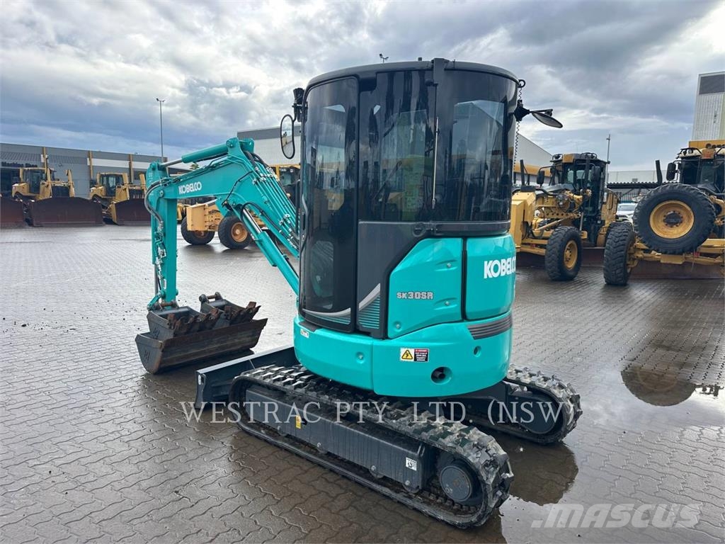 Kobelco / KOBE STEEL LTD SK30SR Roomikekskavaatorid