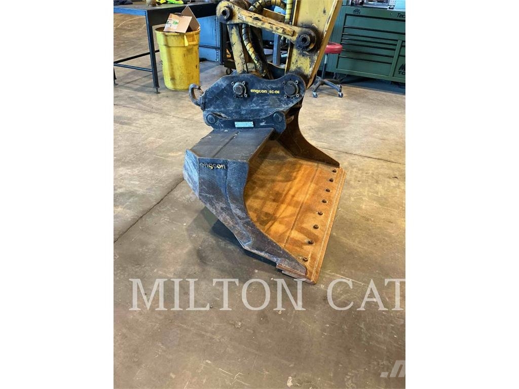 Kobelco / KOBE STEEL LTD SK75SR Lánctalpas kotrók