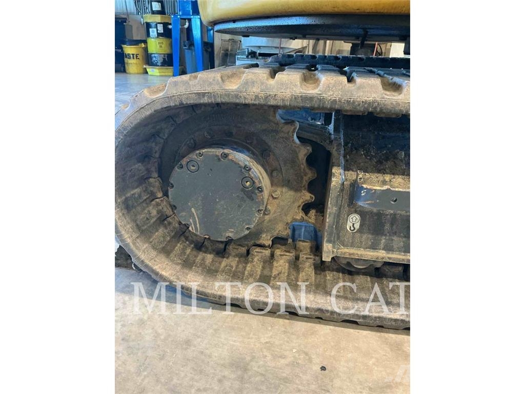 Kobelco / KOBE STEEL LTD SK75SR Lánctalpas kotrók