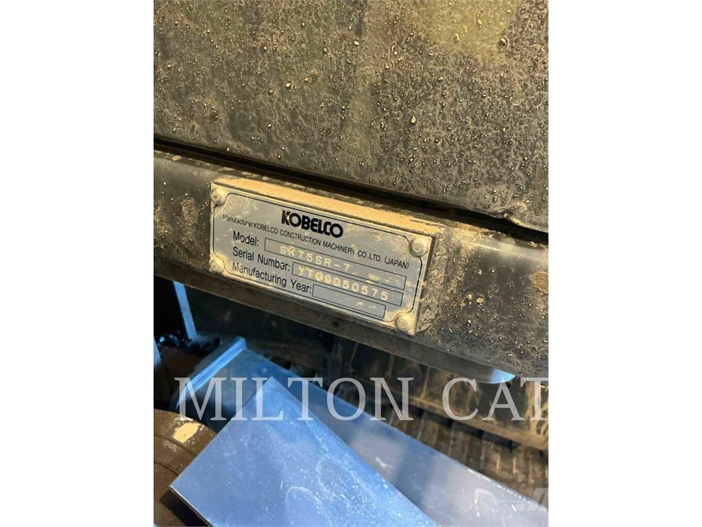 Kobelco / KOBE STEEL LTD SK75SR Lánctalpas kotrók