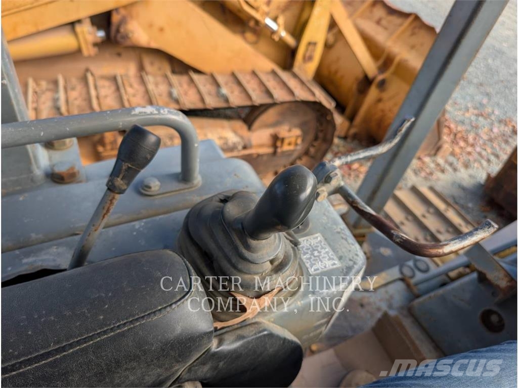 Komatsu 61EX Crawler dozers