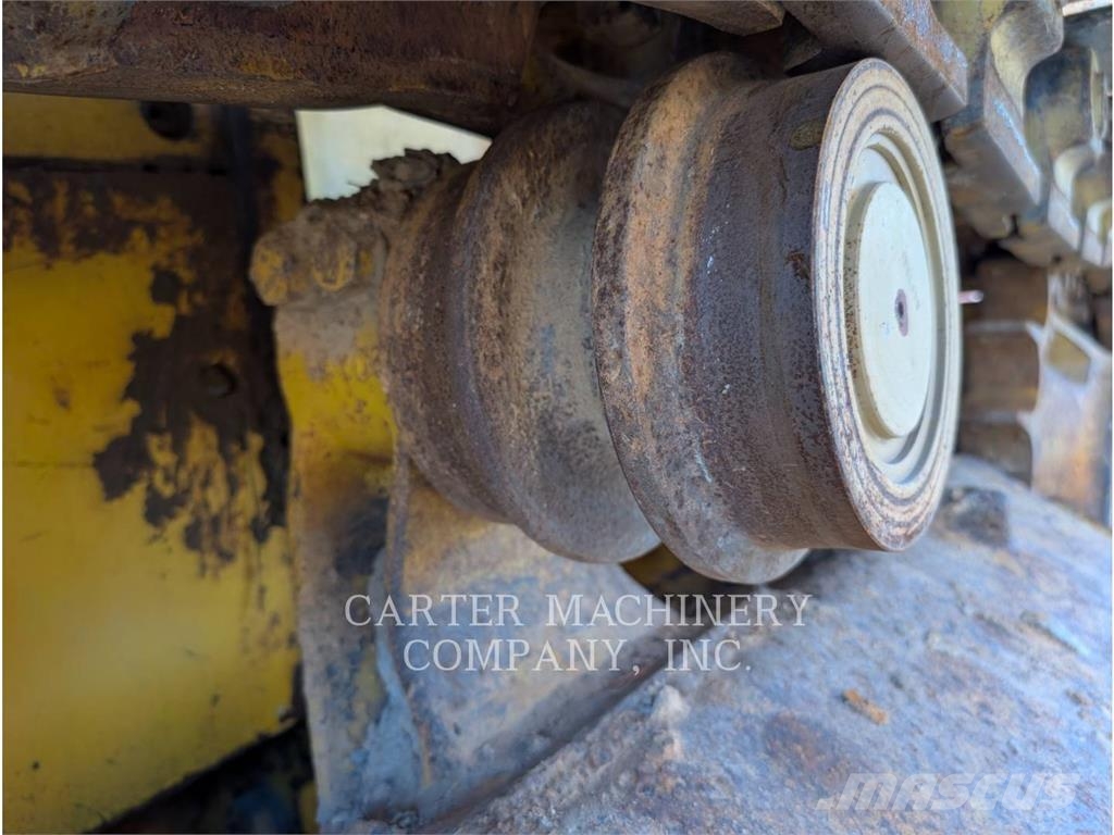 Komatsu 61EX Crawler dozers